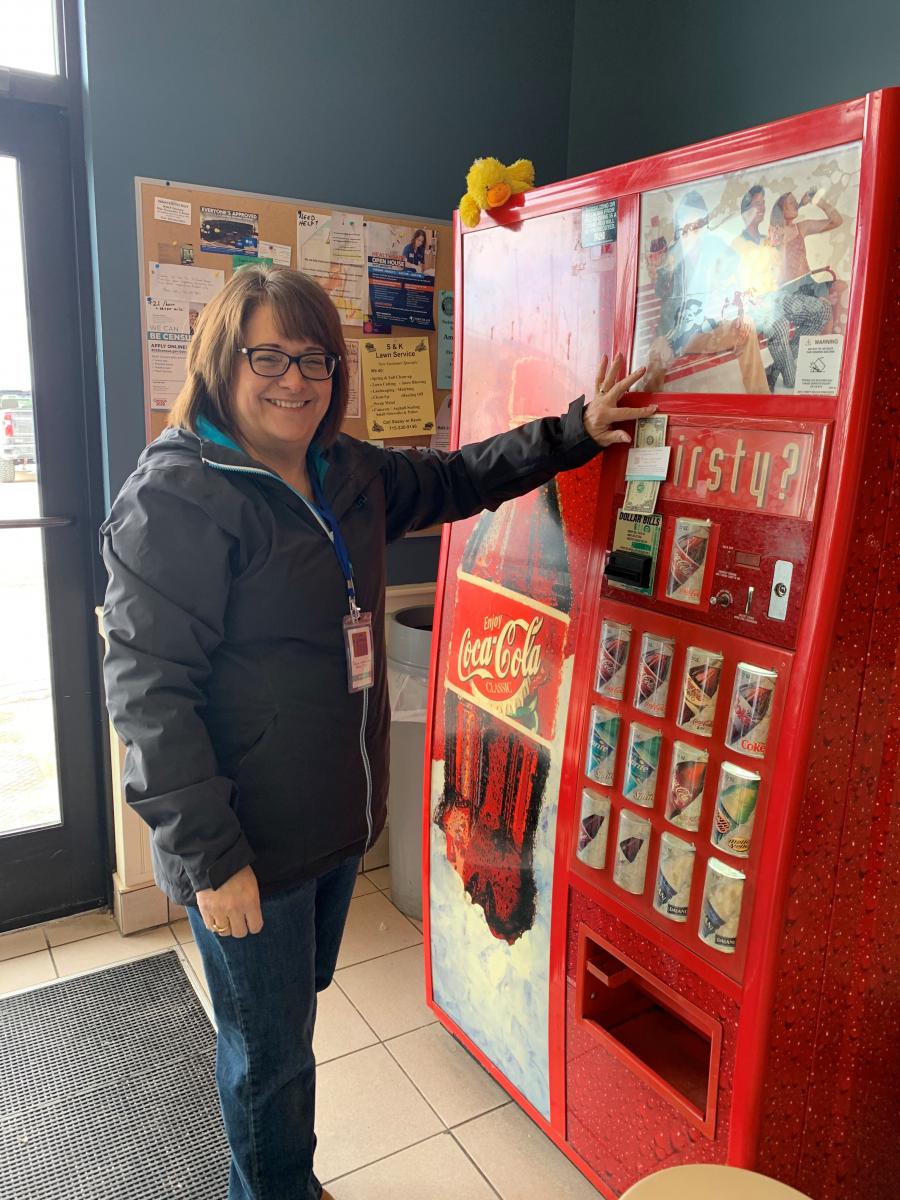 FMBT employee leaving money on a vending machine